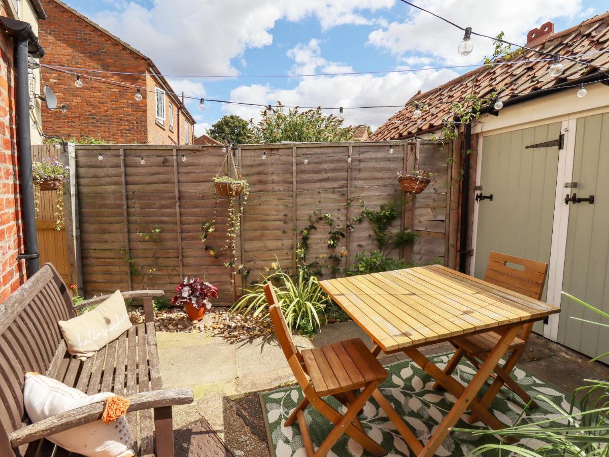 The Cottage 16 Northside Patrington 外观 照片